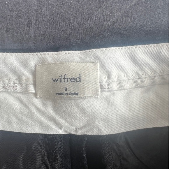 Aritzia effortless shorts black size 0 - Picture 3 of 5